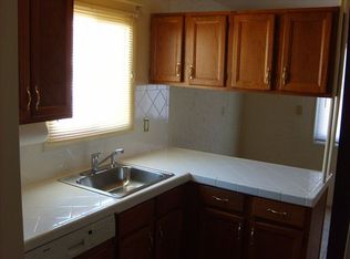 931 Fairview Ave, Pontiac, MI 48340