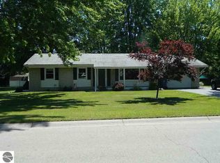 399 East Dr, Shepherd, MI 48883