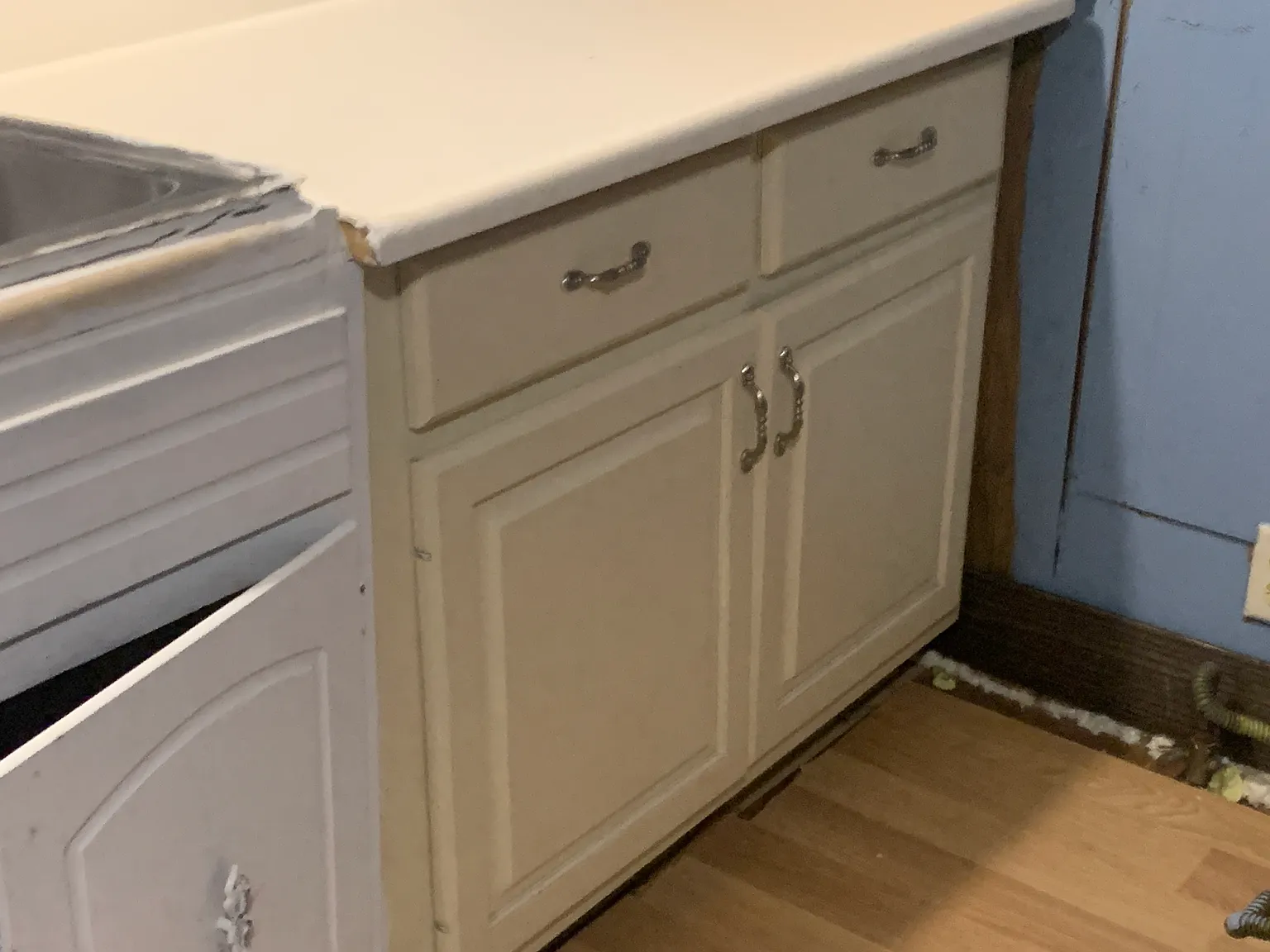 2 bed, 980 sqft, $700 — Photo 2