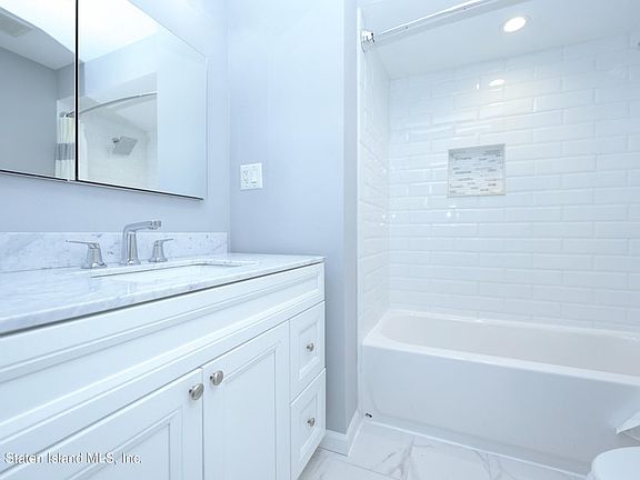 4th image of 27 Leason Pl Floor 2