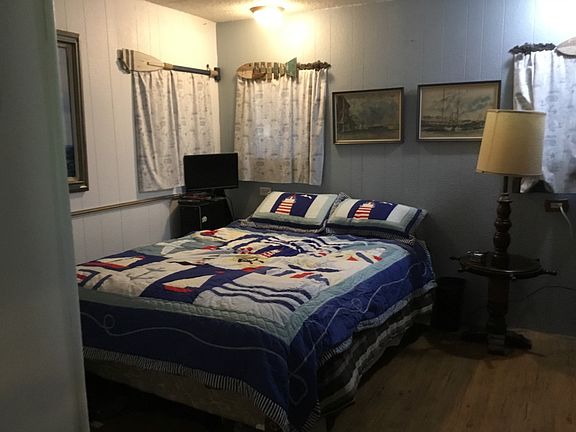 5th image of 143 Matthew Cir