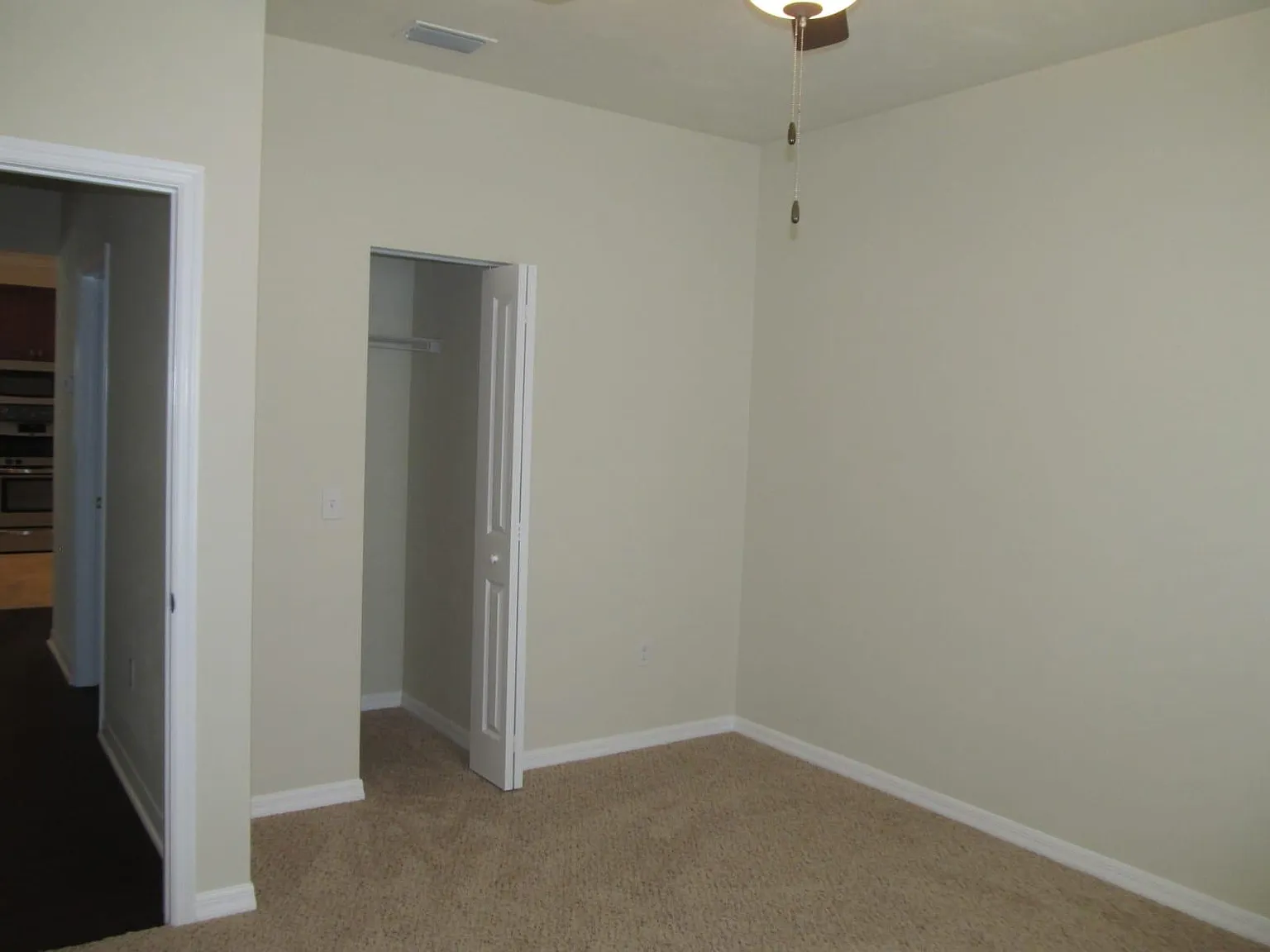 9852 NW 17th Rd — Photo 3