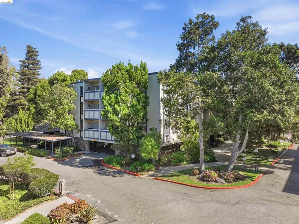 955 Shorepoint Ct APT 209, Alameda, CA 94501