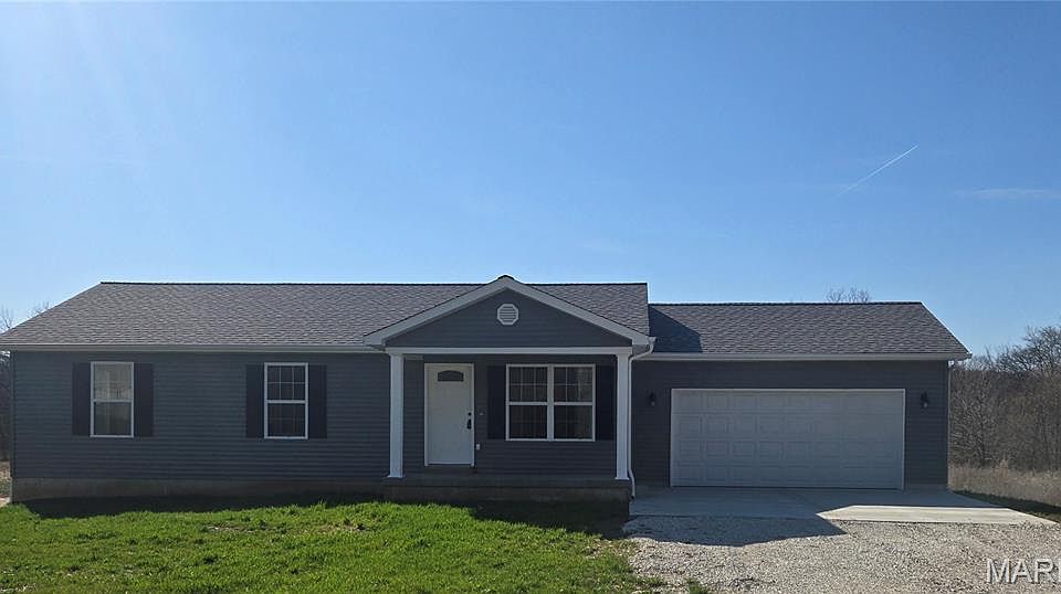 1st image of 221 Sycamore Creek Dr