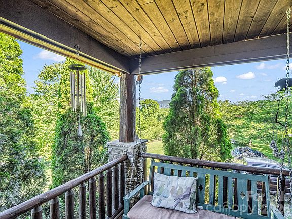 2nd image of 301 Peaks Dr