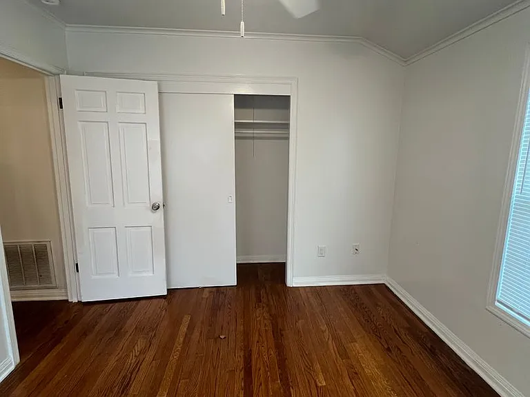 525 Farquhar St — Photo 9