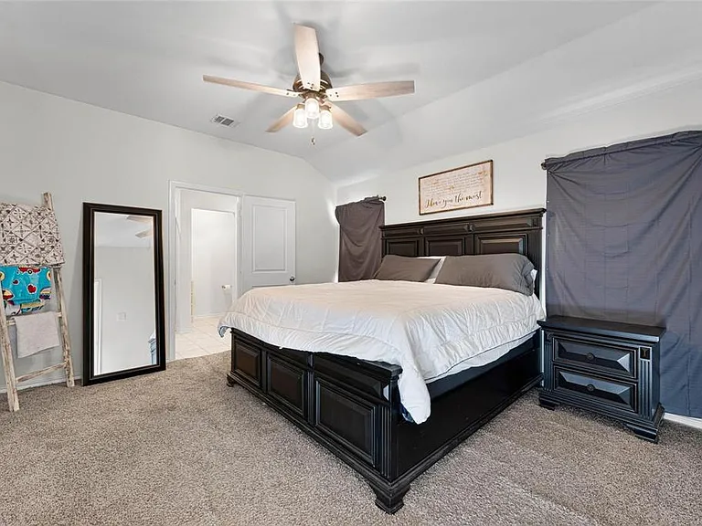 2104 Puma St — Photo 10