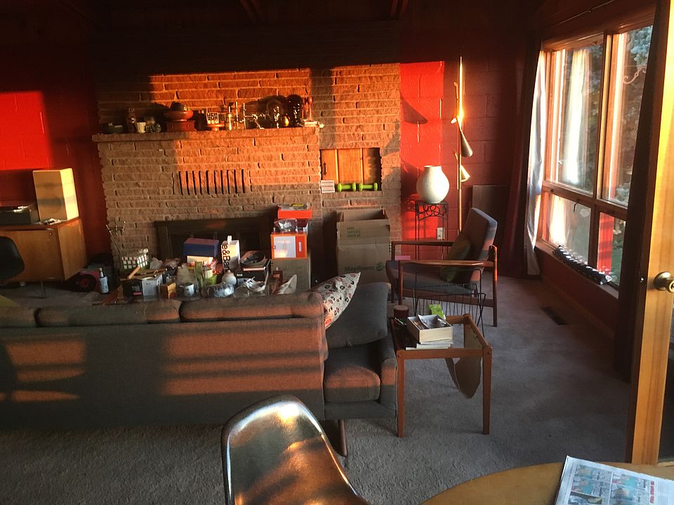 2nd image of 836 Midland Ave