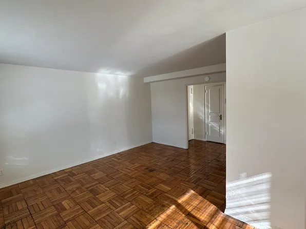 6104 183rd St #2, Fresh Meadows, NY 11365