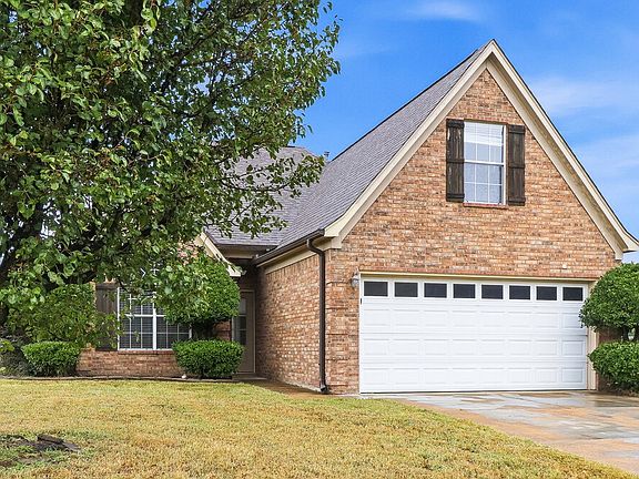 2nd image of 6588 Anna May Dr