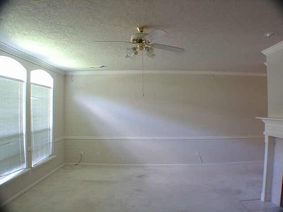 3rd image of 1217 El Camino Village Dr