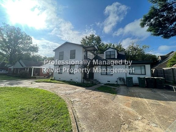 5th image of 3523 Barwood Cir #201