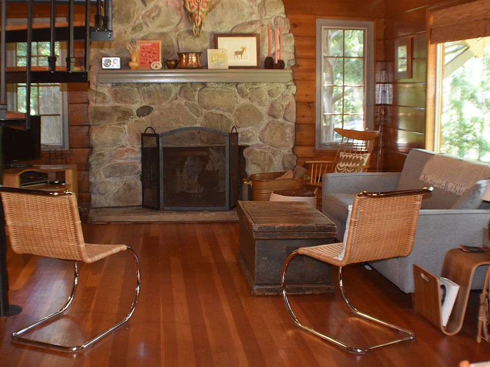 Wood burning fireplace