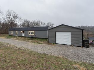 500 Larkin Ln, Dry Ridge, KY 41035