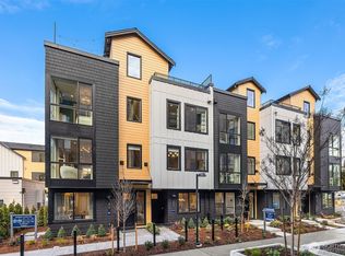 Woodinville Square, Woodinville, WA 98072