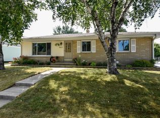 6625 S 26th St, Oak Creek, WI 53154
