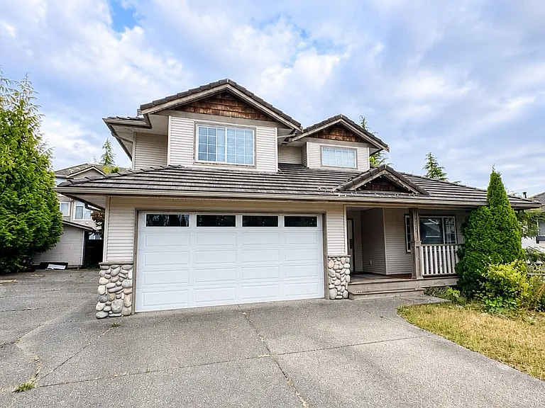 23733 Boulder Pl — Photo 1