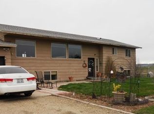 710 Maple Grove Rd, Sunnyside, WA 98944