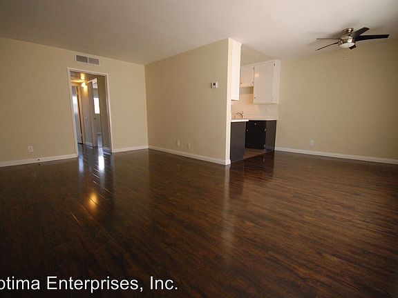 2nd image of 1116 N Olive Dr APT 203
