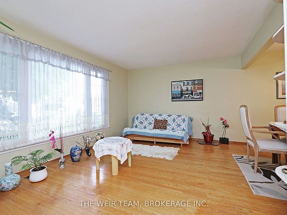 3rd image of 1577 Otterby Rd