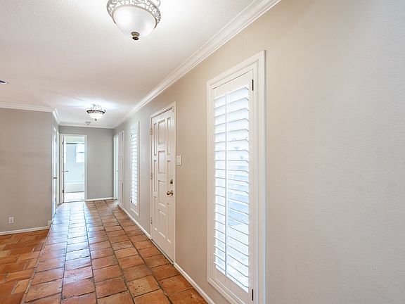5th image of 2410 Culpeper Dr