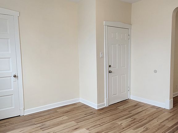 5th image of 1923 N Monticello Ave #2