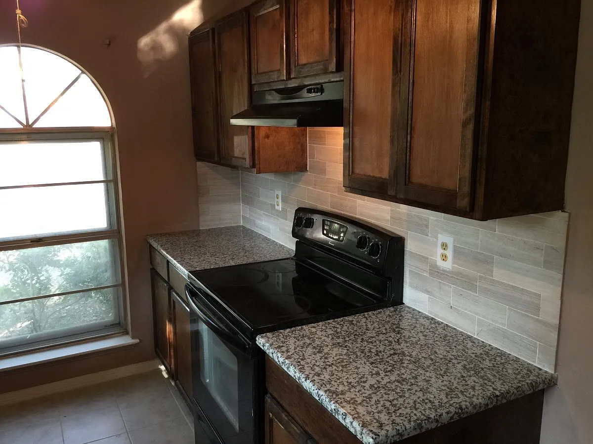 New Kitchen 1A - 1440 Wind Cave Cir