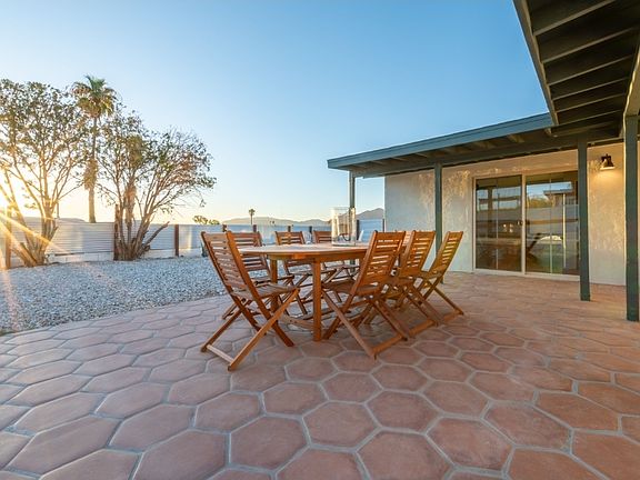 5th image of 5952 Mariposa Ave #B