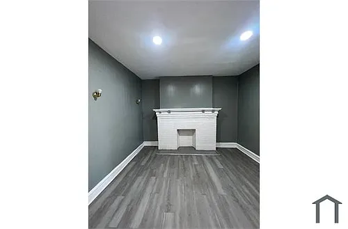 6120 N Broad St #1A Photo 1