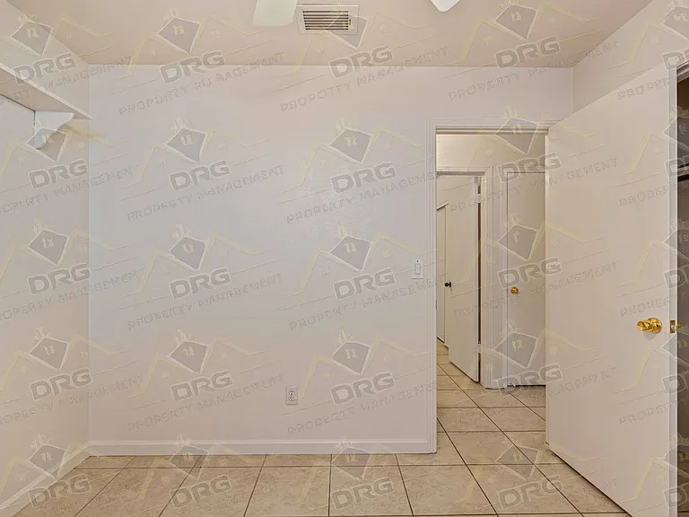3524 Hallsboro Ct — Photo 21