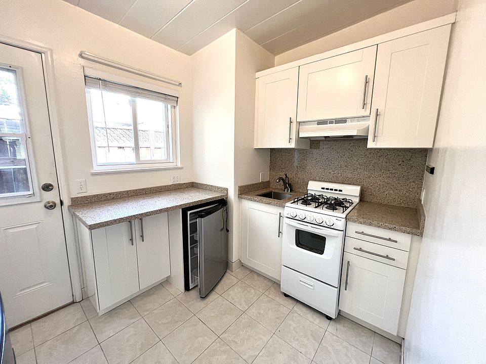 1st image of 337 Chestnut Ave