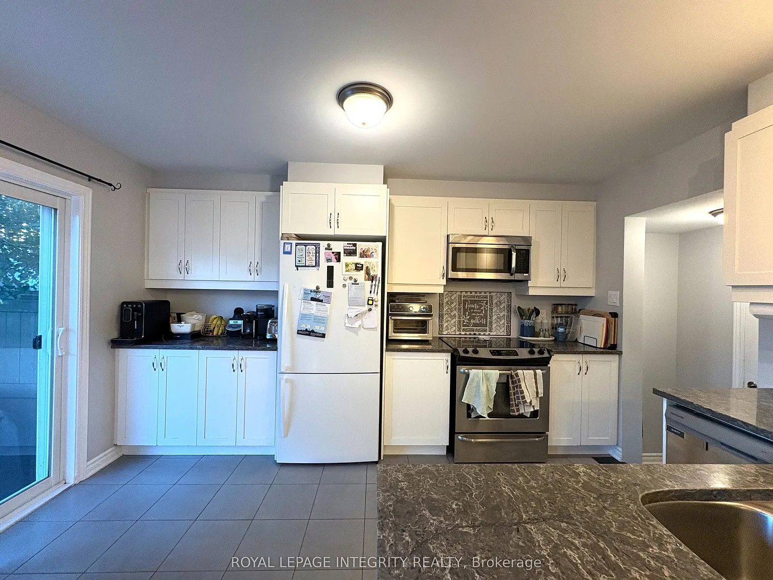 3 bed, $2,530 — Photo 3