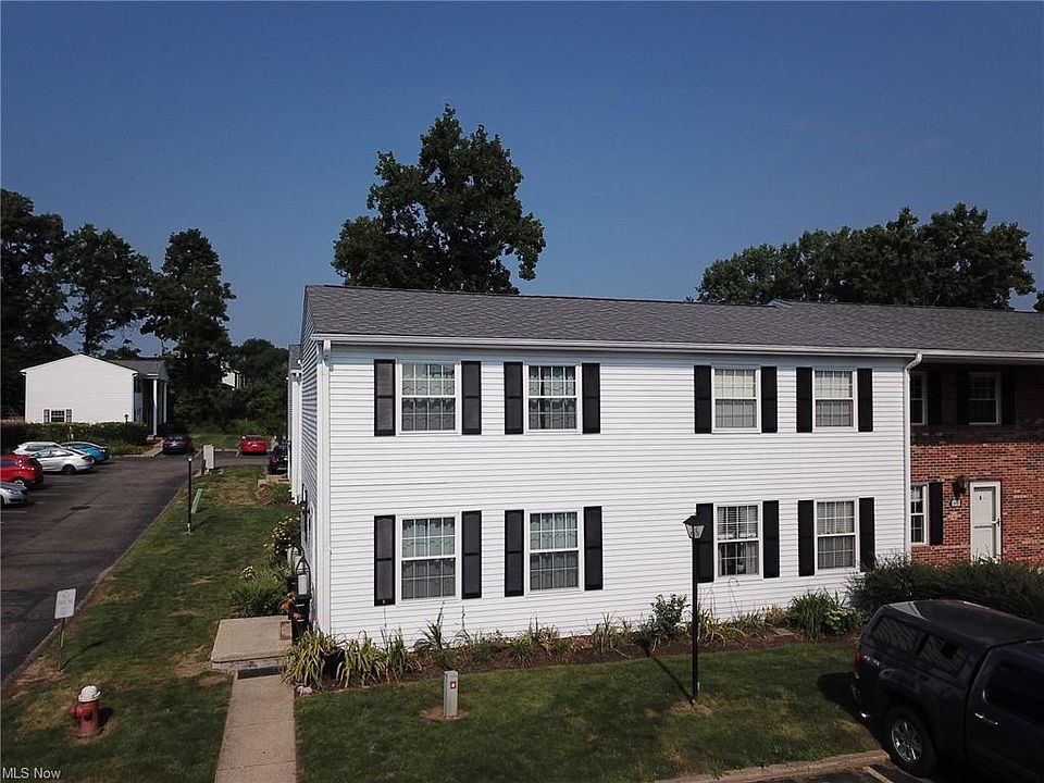1st image of 1449 Munroe Falls Ave