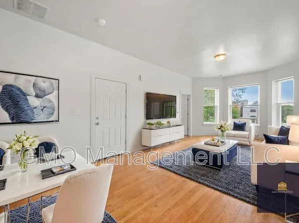 4230 W Adams St #2, Chicago, IL 60624