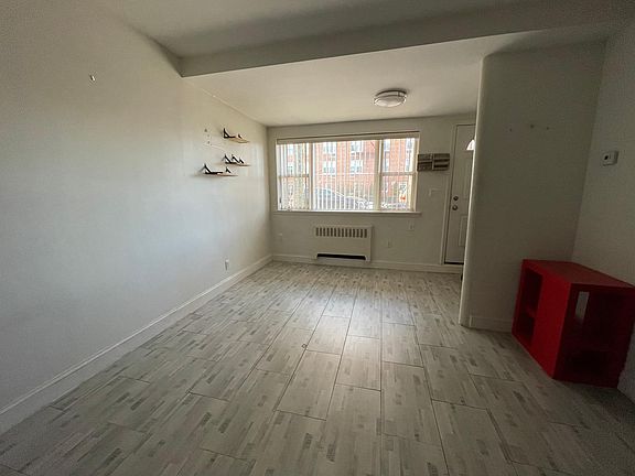4th image of 8691 25th Ave Floor 1