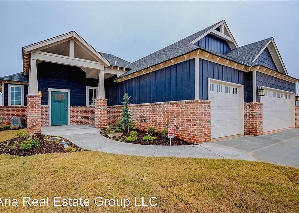1st image of 513 Mosswood Dr