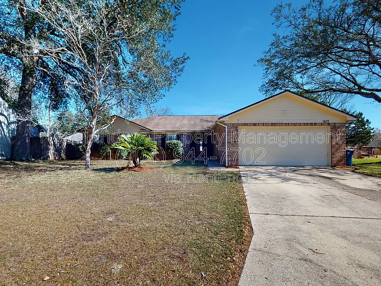 1607 Beverly Bay Ct — Photo 3