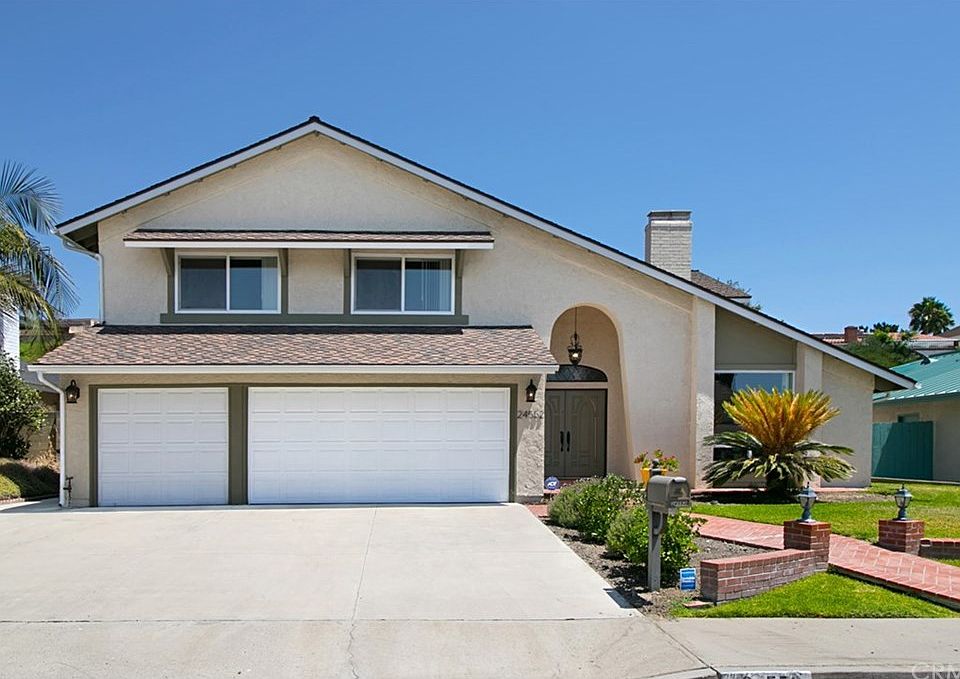 2nd image of 24552 Dardania Ave