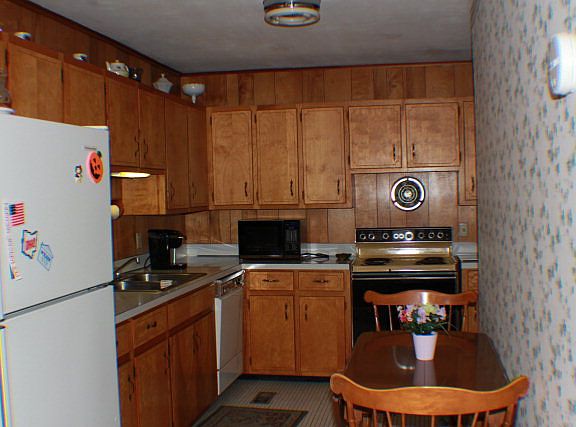5th image of 579 Jackson Pike