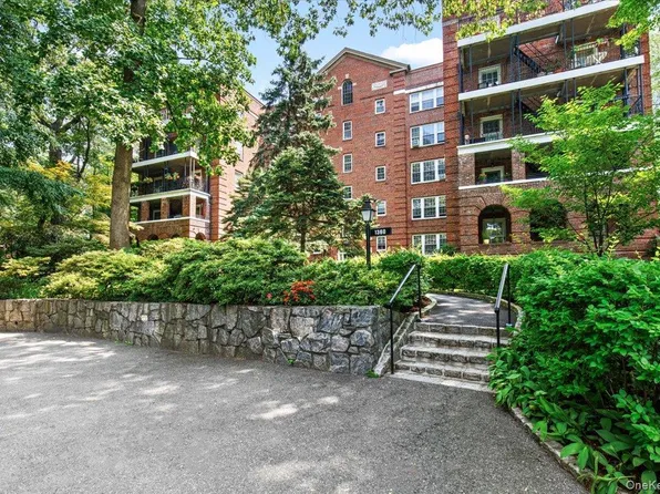 1360 Midland Avenue #TE, Bronxville, NY 10708
