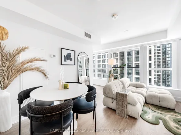 5 Mabelle Ave, Toronto, ON