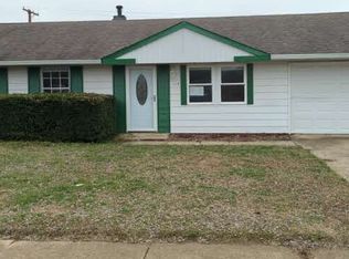 114 Lind Dr, Edinburgh, IN 46124
