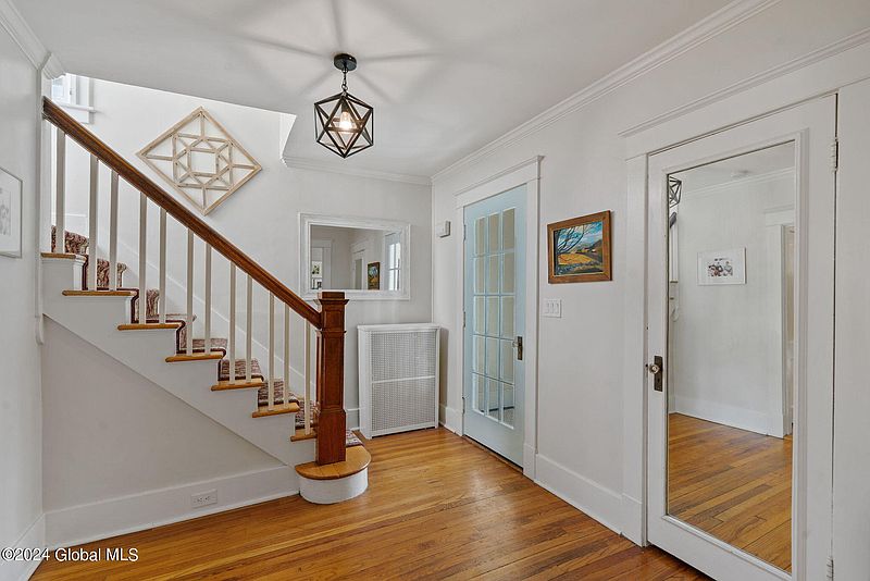 5th image of 51 Brookline Avenue