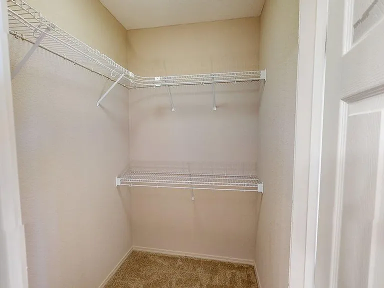 1022 Mimosa Ave — Photo 41