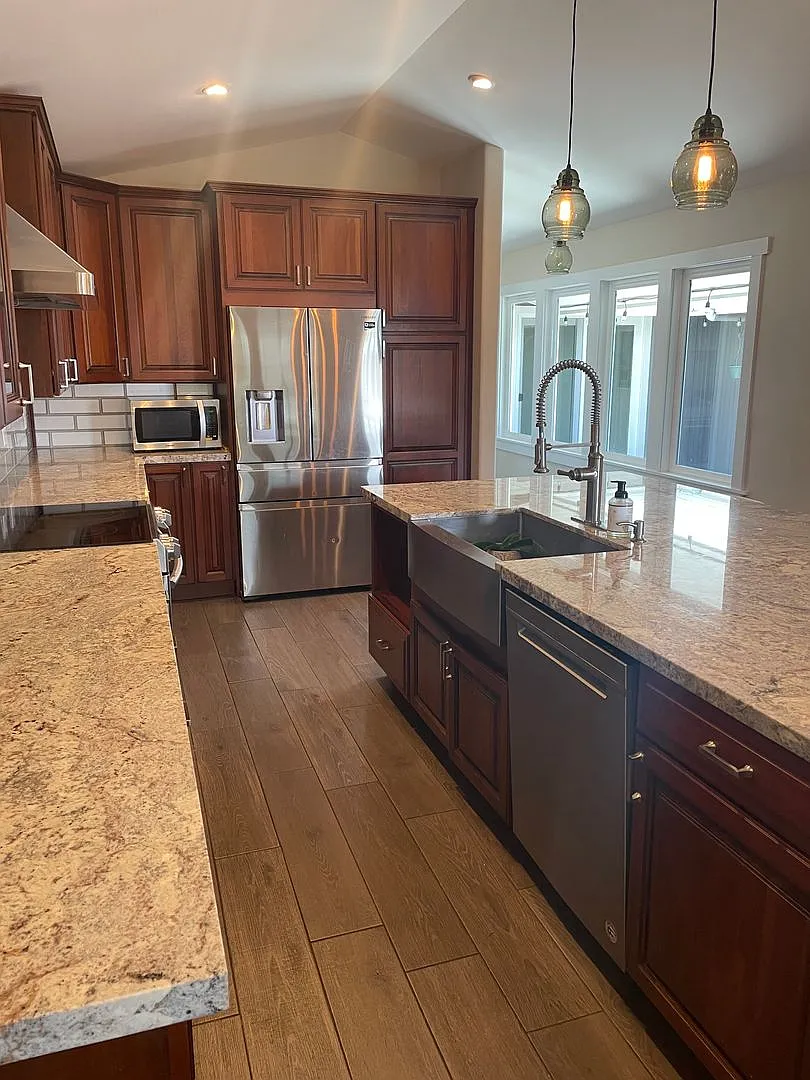 Beautiful 3 bedroom 3 bath home on dry side Waimea — Photo 4