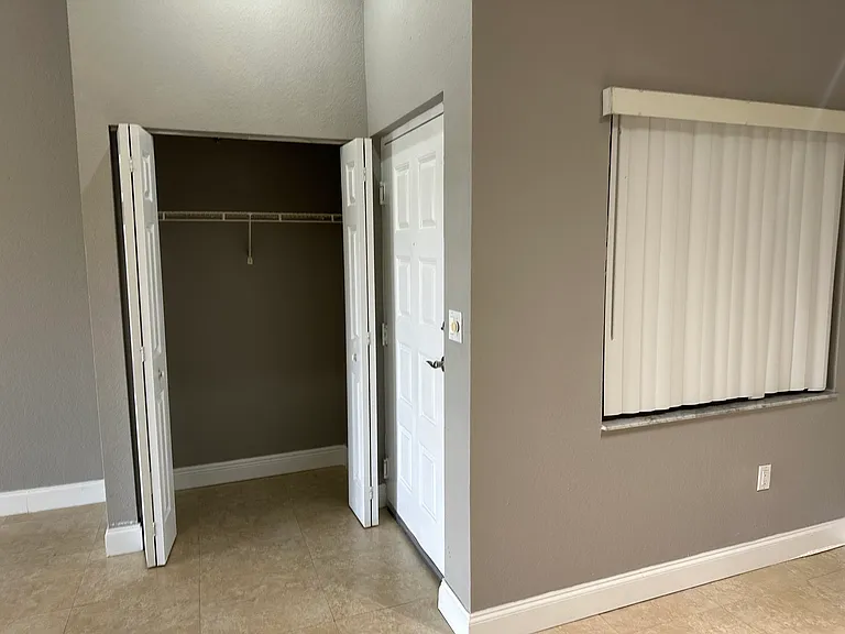 2820 N Oakland Forest Dr #307-1 — Photo 12