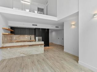 92 SW 3rd St APT 704, Miami, FL 33130