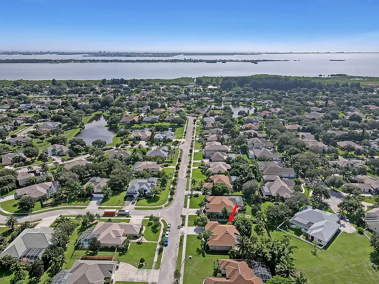 811 Spanish Cay Dr — Photo 41