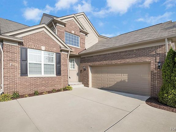 4th image of 49283 Rainbow Ln S