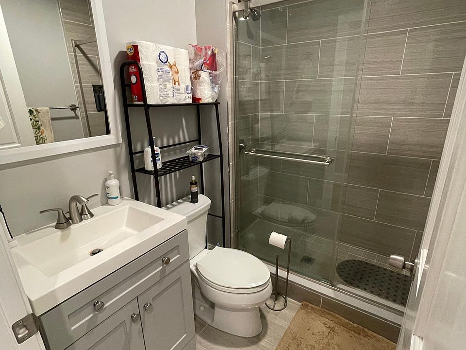 2nd image of 33 Wigglesworth St #U1